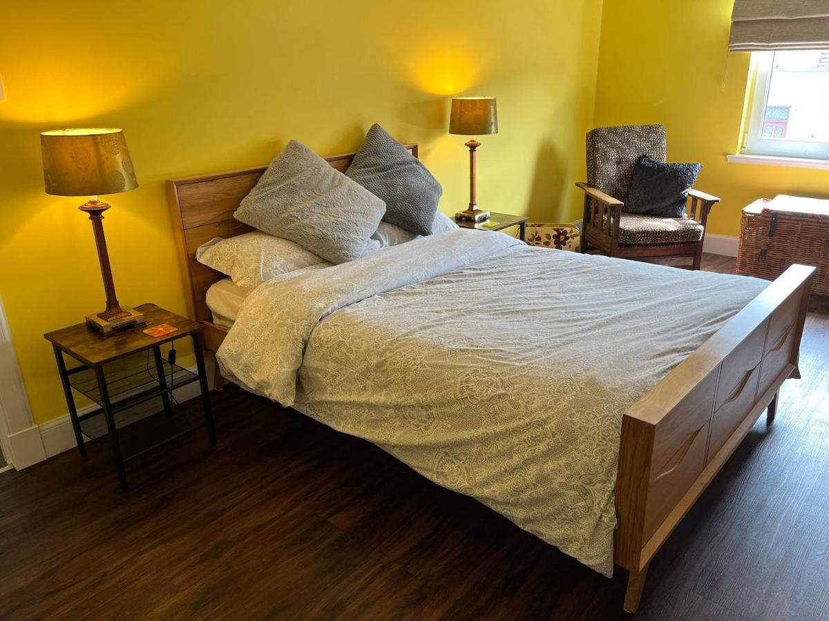 St John'S Town Of Dalry Glentress Apartment 1 Buitenkant foto