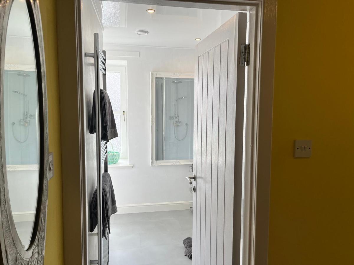 St John'S Town Of Dalry Glentress Apartment 1 Buitenkant foto